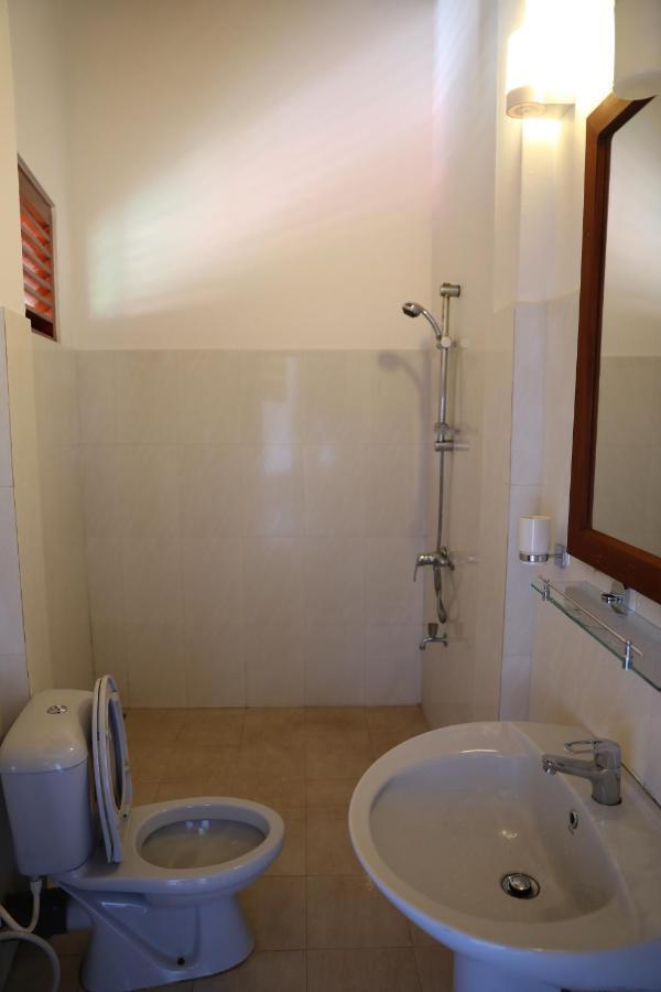 Main Reef Guest House Hikkaduwa Exterior foto